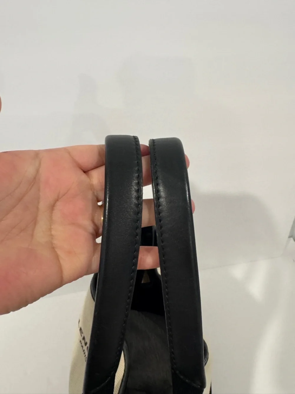 Valencia’s Medium Cabas Tote bag - Picture 8 of 9